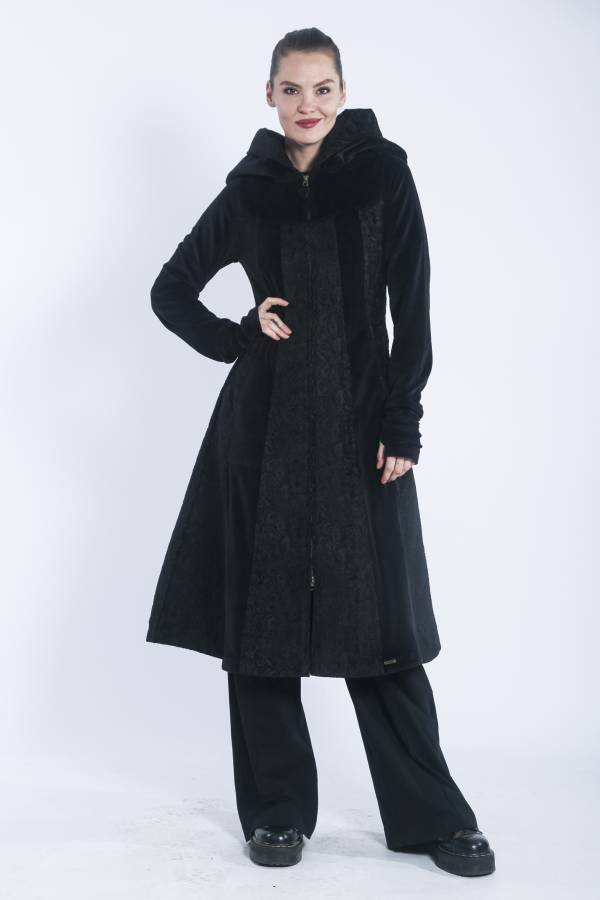 Merlinde coat in brocade