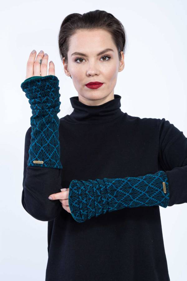 Cuffs made from organic GOTS interlock jacquard