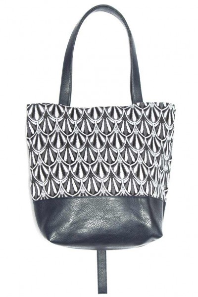 TASCHE AUS ORGANIC INTERLOCK-JACQUARD