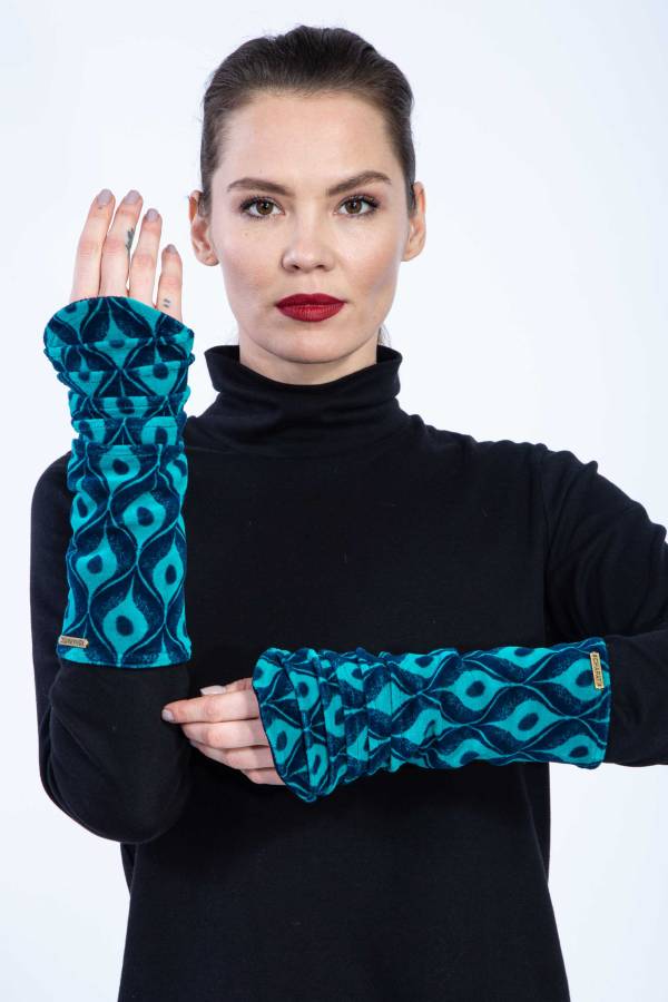 Cuffs made from organic GOTS velvet