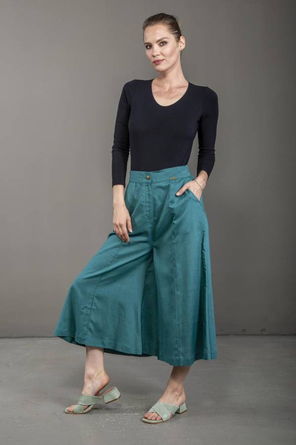 Pants made from organic slub cotton | Yassi