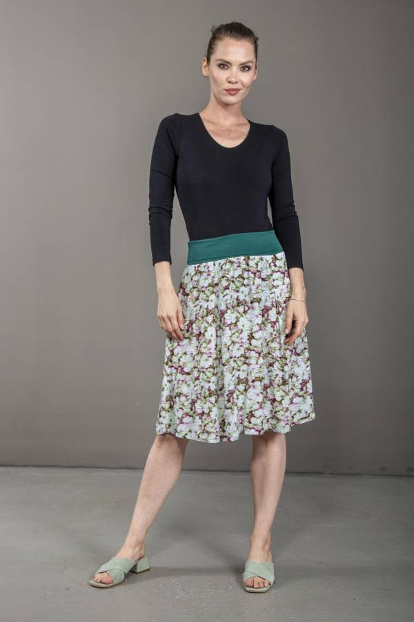 Skirt made from sustainable viscose | Sohela