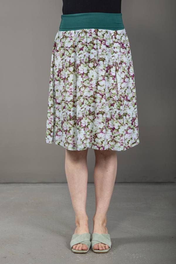 Skirt made from sustainable viscose | Sohela