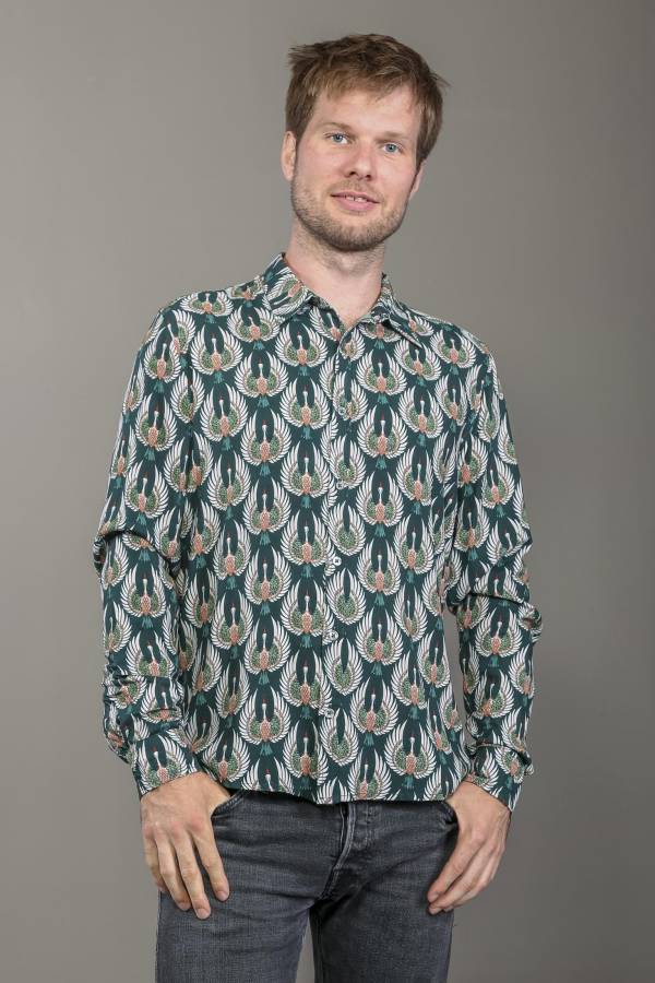 Shirt made from sustainable viscose | Hugh